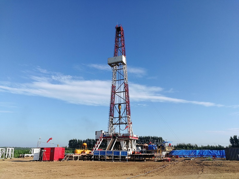 automated oil drilling rig 